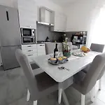 Apartmán Casa Antonella A100m Dalla Splendida