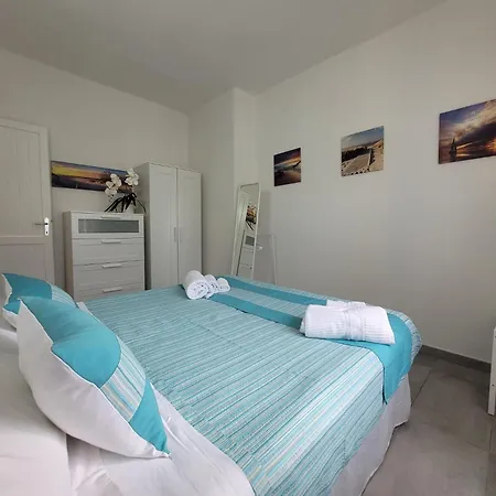 Casa Antonella, A Pochi Passi Dalla Con Stradello Privato * Solanas (Cagliari)