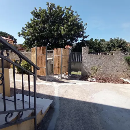 Casa Antonella, A Pochi Passi Dalla Con Stradello Privato * Solanas (Cagliari)