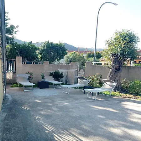 Casa Antonella, A Due Passi Dalla Spiaggia, Total Relax Solanas (Cagliari)